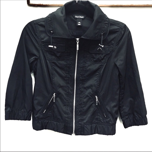 White House Black Market Jackets & Blazers - WHBM Tailor Fit Black Silver Accents Zip Front